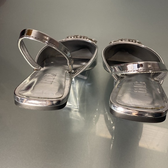 I.N.C Metallic Silver Flat Shoe Size 7 - Picture 6 of 6